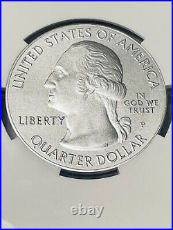 2011-P America the Beautiful 5 Oz. Silver Uncirculated Coin GLACIER SP 70